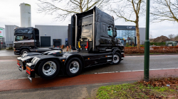 20260201-Tom-Holding-00069